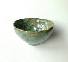 Load image into Gallery viewer, Hand Built Speckled Matcha Bowl / Green