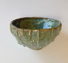 Load image into Gallery viewer, Hand Built Speckled Matcha Bowl / Green