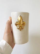 Load image into Gallery viewer, Hand Built Every Day Tumbler with 22k gold luster/ Lizard